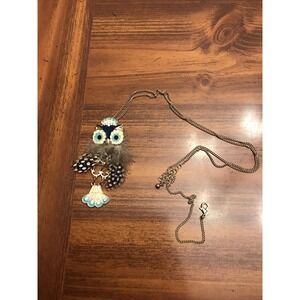 Vintage Teal blue Enamel OWL Pendant‎ Necklace w feathers 70's